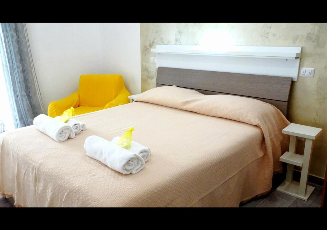 Bed&Breakfast a Capua Adiacente al Duomo - IL VICOLO Esterno foto